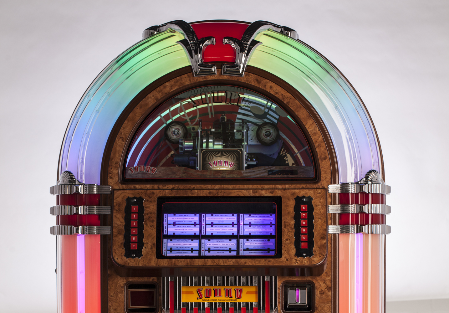 Stand out from the crowd with an iconic jukebox | Quintessential Cinemas